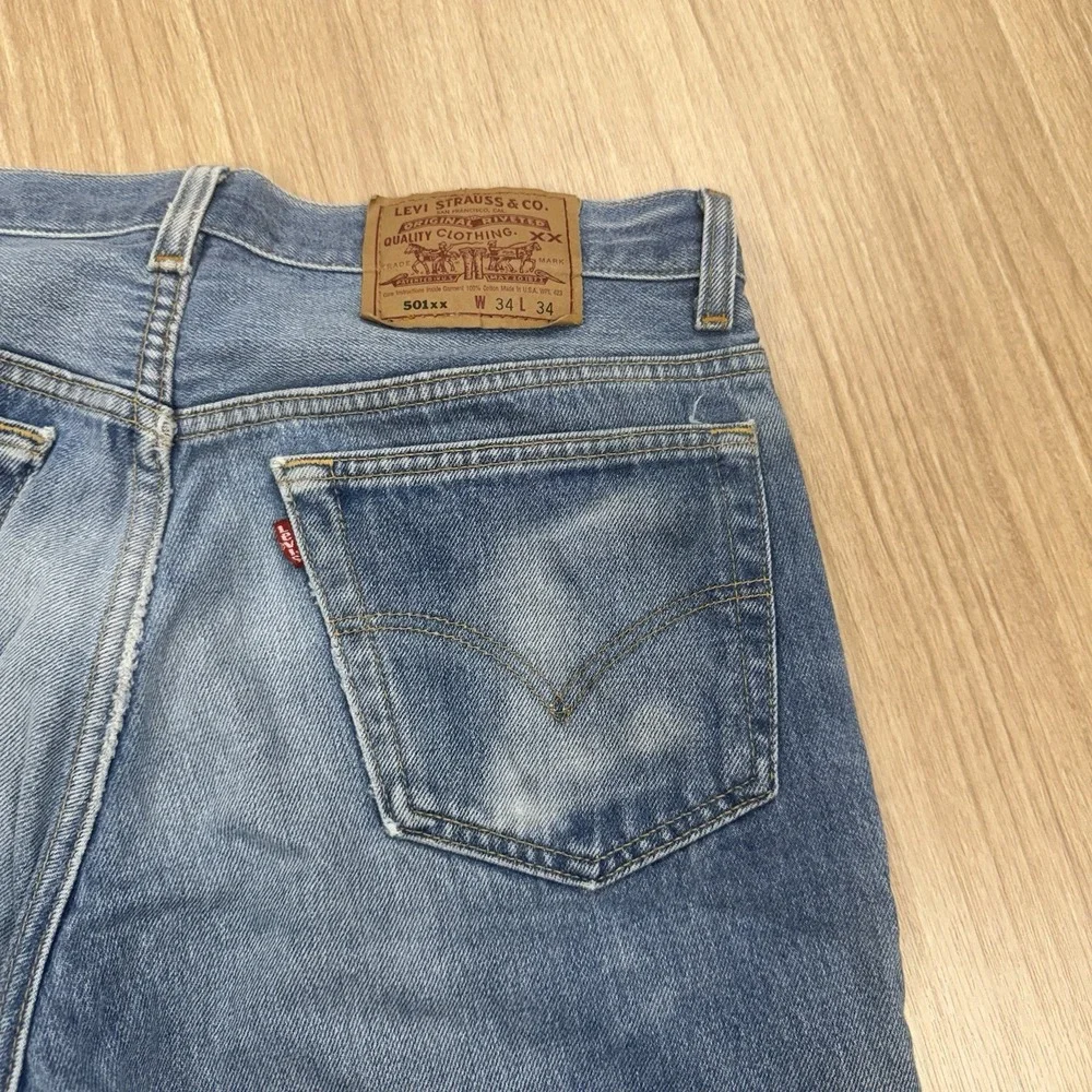 Levi's 501xx Jeans 34x34 Fit 30x30 90s Made Button Fly Made In USA Medium Wash